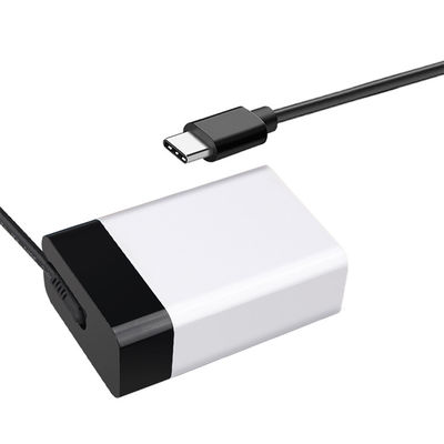 Cargador de computadora portátil de tipo C de entrada C6 universal con salida de 45W y carga rápida 3.0