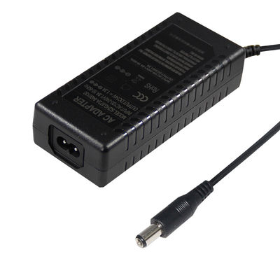54V 1.3A Conector de computadora portátil con conmutador 55Mmx21mm Adaptador de alimentación DC Entrada 100-240V Ac 50-60Hz
