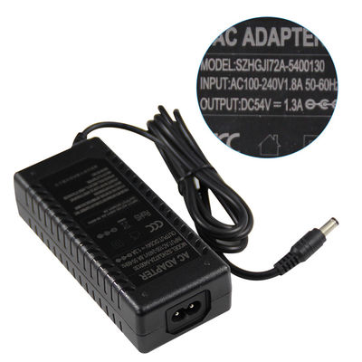 54V 1.3A Conector de computadora portátil con conmutador 55Mmx21mm Adaptador de alimentación DC Entrada 100-240V Ac 50-60Hz