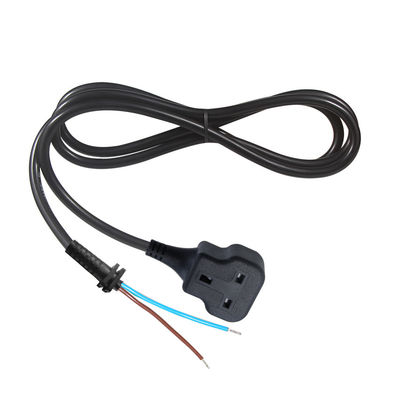 Enchufe hembra BS del Reino Unido con terminales de cable estañado y pelado previamente