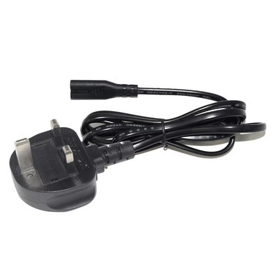 Reino Unido a C7 Cable de cable de alimentación 1.5M 250V 2.5A 18AWG PVC flexible para Nintendo Switch / altavoces / adaptador de fuente de alimentación de computadora portátil