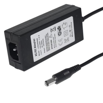 Voltado de entrada amplio 240v 100 C14/C8/C6 Adaptador electrónico Puertos multicomún 5.5*2.1 120W Potencia 240V Para mayorista