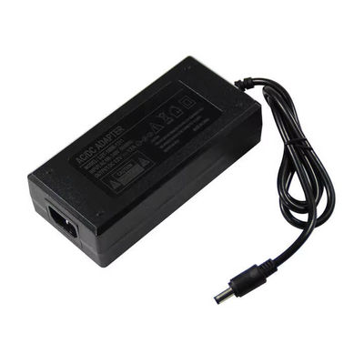 Voltado de entrada amplio 240v 100 C14/C8/C6 Adaptador electrónico Puertos multicomún 5.5*2.1 120W Potencia 240V Para mayorista