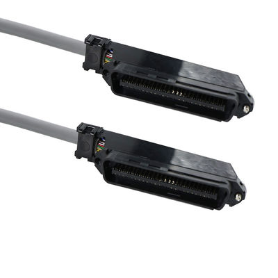 Ángulo derecho 50 pines macho RJ21 cable de conector de telecomunicaciones con cable redondo blindado para paneles de parches de voz o distribución de datos