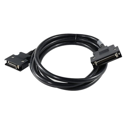 DB - 25 Hombre a DB - 50 Hombre Cable 1.2ft blindado para equipos industriales / sistemas de prueba (25 - 50 conversión de pines)