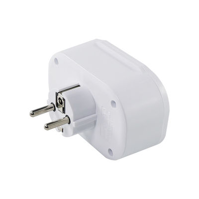 Adaptador de enchufe estándar europeo con dos tomas de corriente alterna, 2 puertos USB y 1 puerto de carga tipo C de 250V 10A