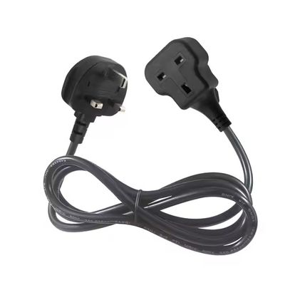 Cable de extensión de corriente macho a hembra con enchufe de 3 clavijas del Reino Unido - Cable de alimentación estándar británico para uso en extensión en el hogar, la oficina y la electrónica