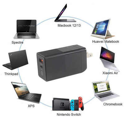 Cargador USB de 65W con enchufe estadounidense y doble puerto USB-C y USB-A