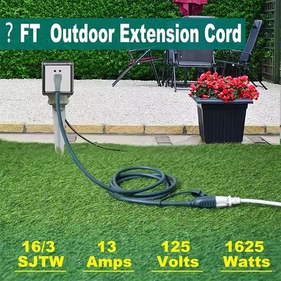 Cable de extensión NEMA 5-15P a 5-15R en ángulo recto verde - Enchufe de bajo perfil de 90° con tapa antipolvo (14AWG, 6 pies)