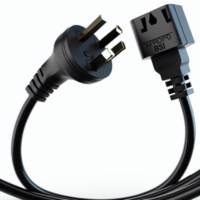 Cable de alimentación UK 3 pines a 2x IEC C13 H05VV-F 0.75mm2