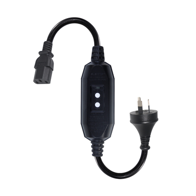 Conexión con el cable de alimentación IEC C13 con RCD 10A 240V