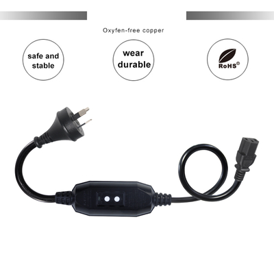 Conexión con el cable de alimentación IEC C13 con RCD 10A 240V