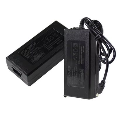Adaptador de corriente AC-DC de escritorio de 60W Entrada IEC C8 para LED y redes